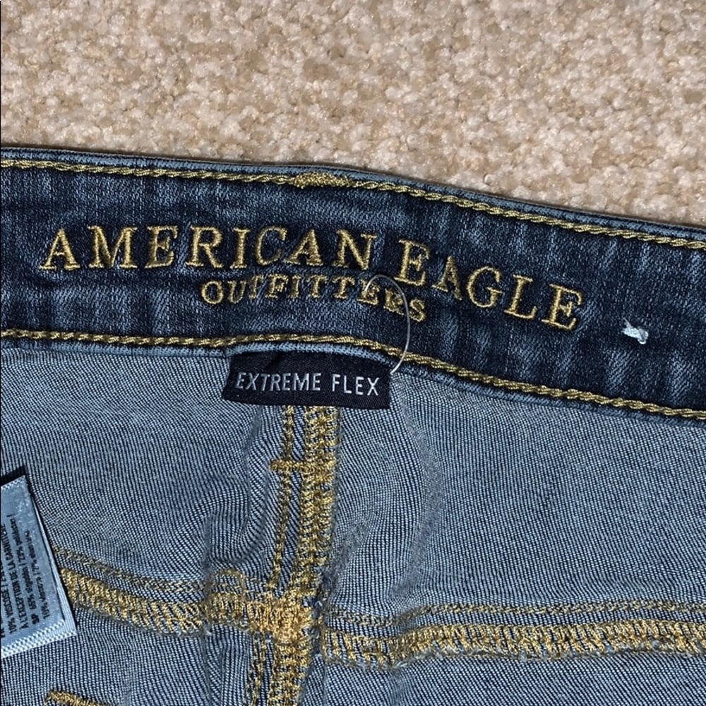 American Eagle blue jeans
